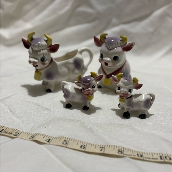 Vintage “Elsie the Cow” Ceramic Sugar Dish, Creamer, Salt and Pepper Shaker Set - Picture 2 of 14